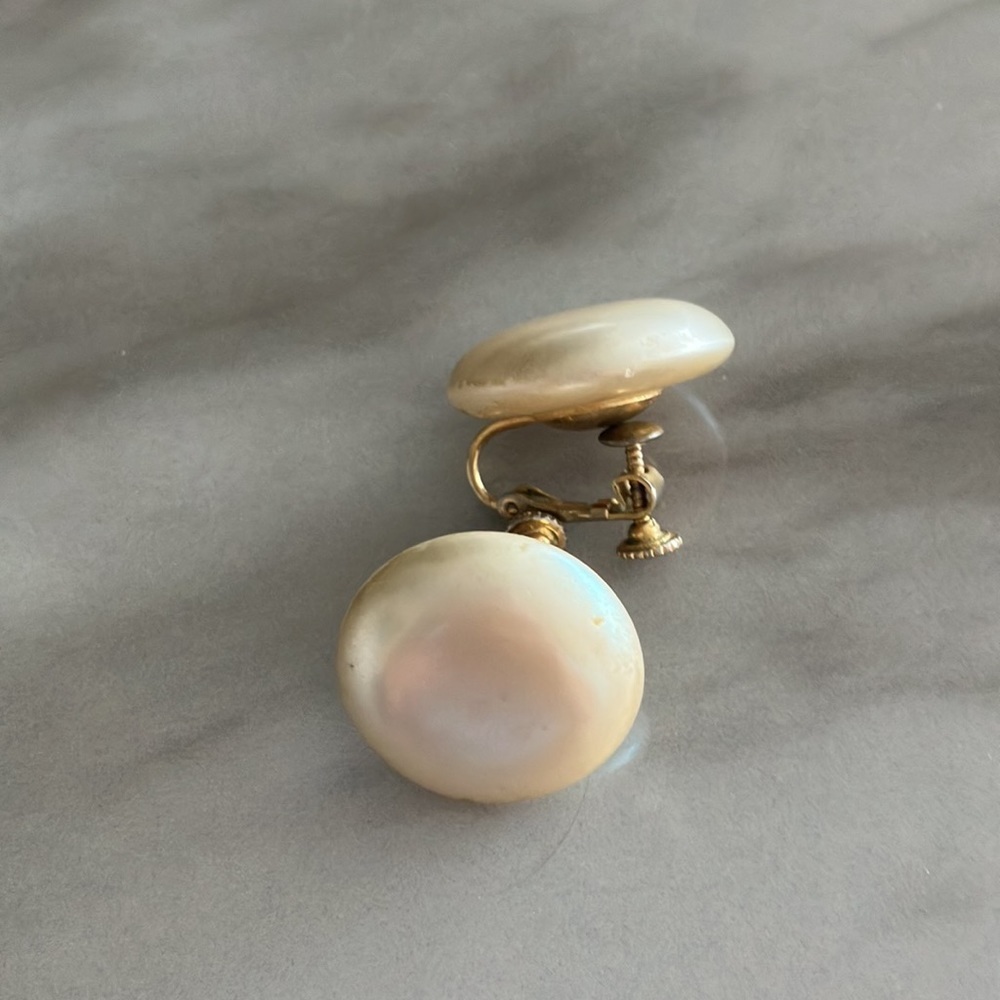 Vintage 1950s Stamped Marvella screw backs faux pearl earrings